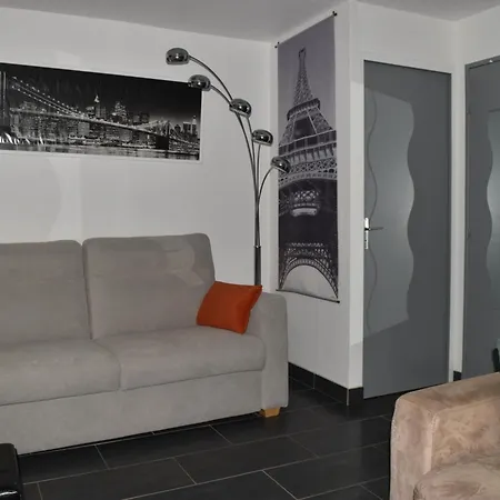 Grand Avec Ascenseur, Parking Et Terrasse